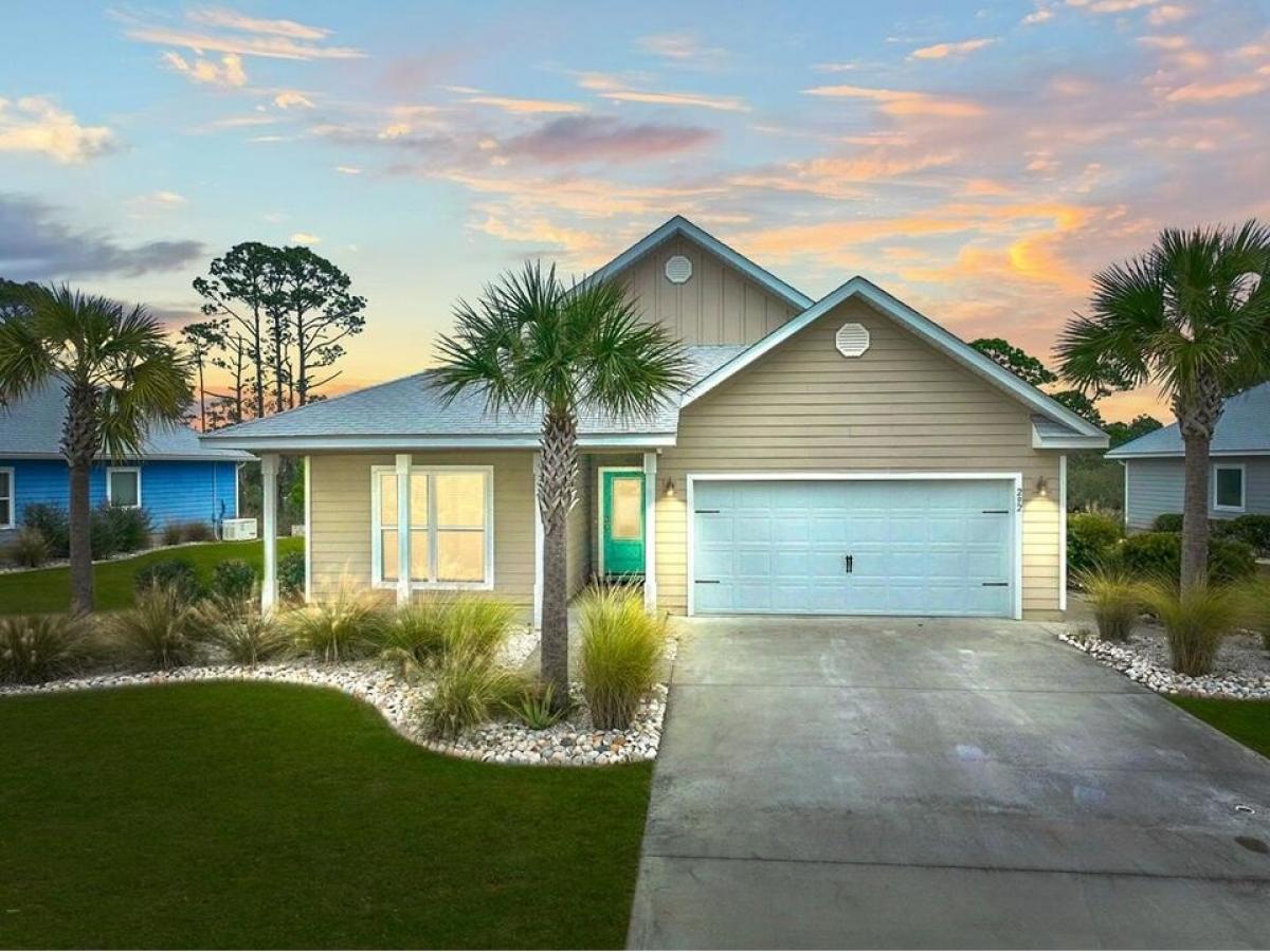 Picture of Home For Sale in Port Saint Joe, Florida, United States