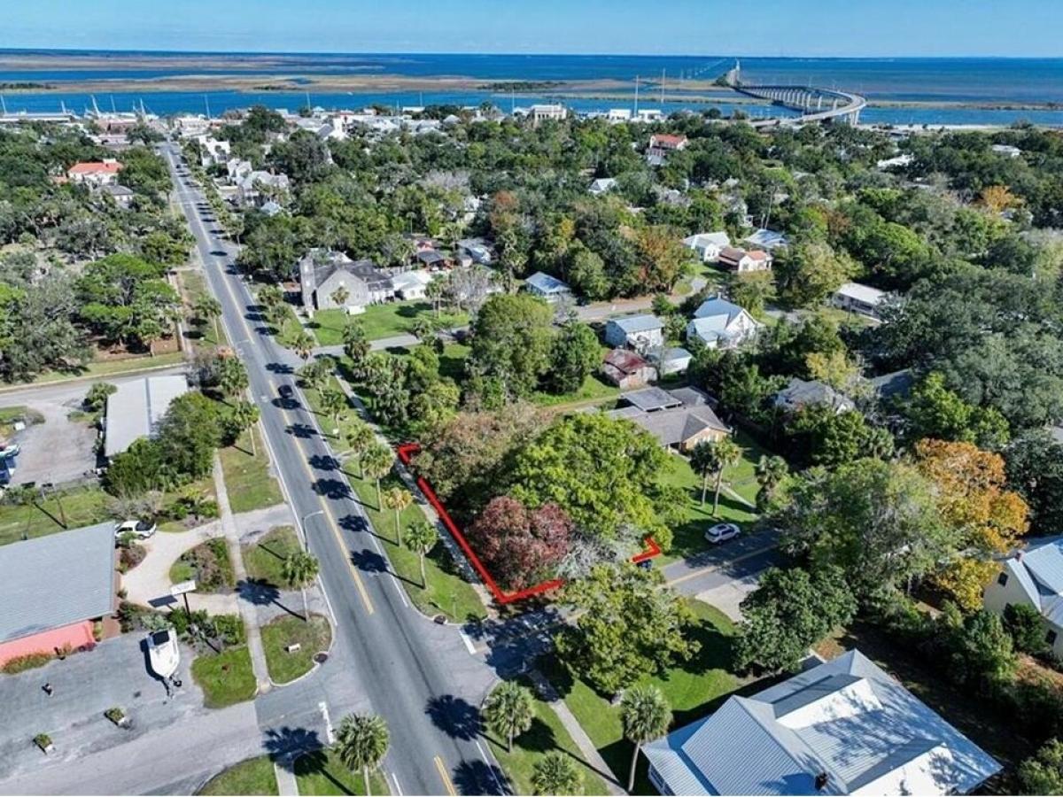 Picture of Residential Land For Sale in Apalachicola, Florida, United States