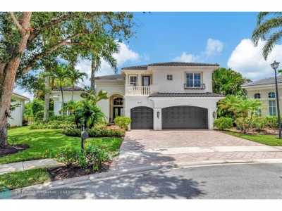 Home For Sale in Delray Beach, Florida