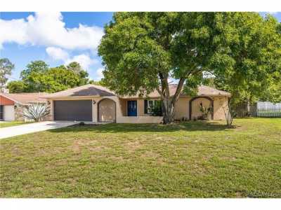 Home For Sale in Spring Hill, Florida