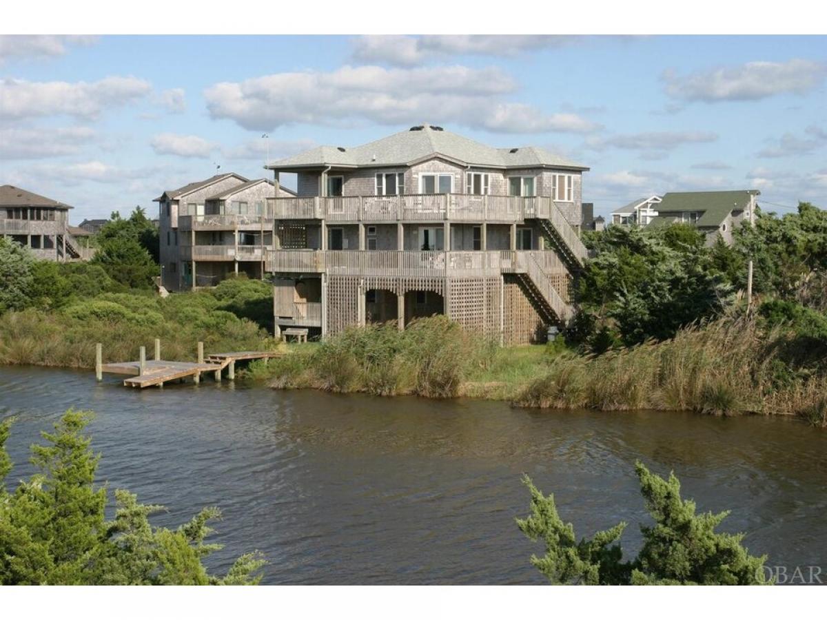 Picture of Home For Sale in Avon, North Carolina, United States