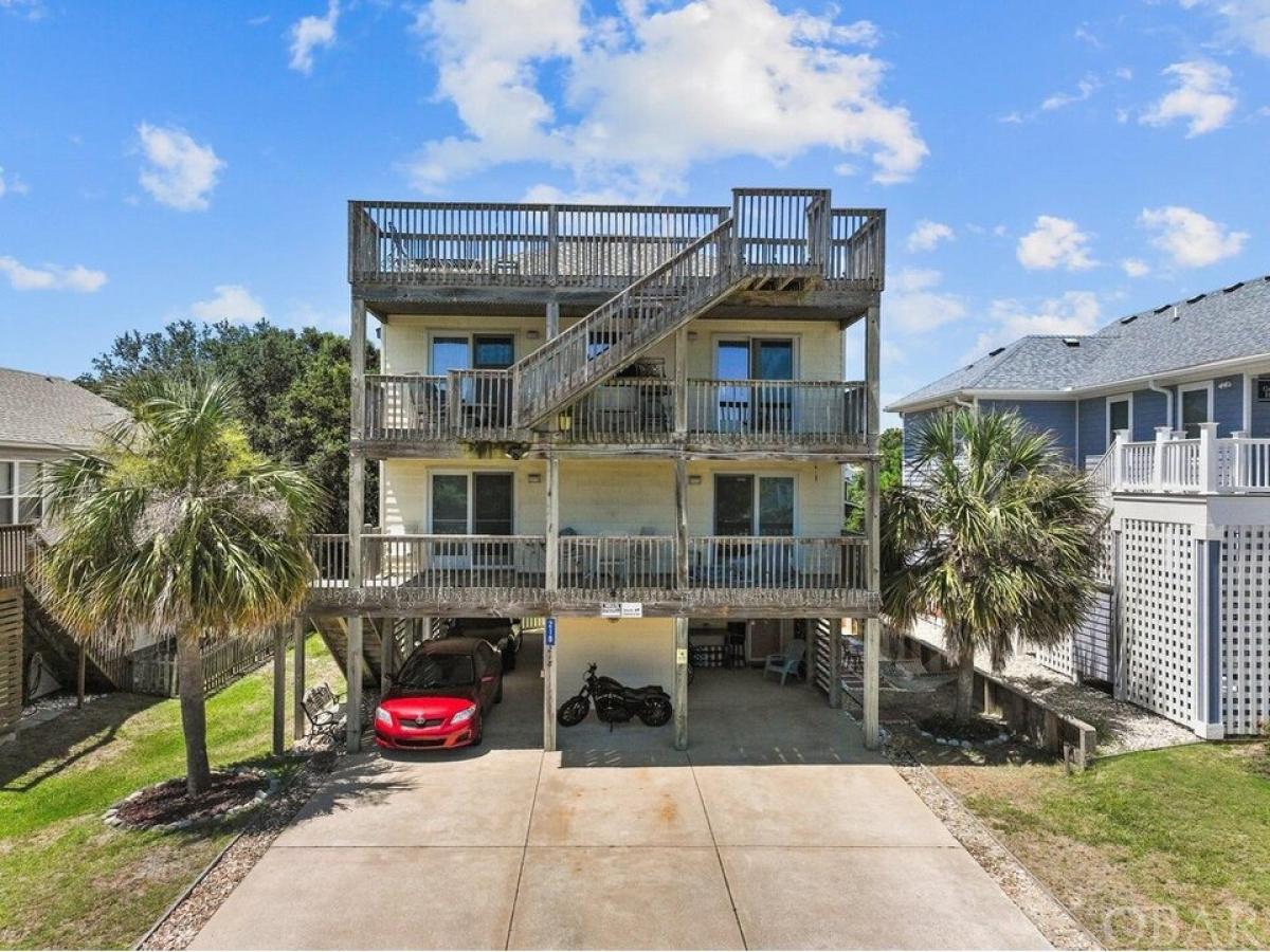 Picture of Home For Sale in Kill Devil Hills, North Carolina, United States