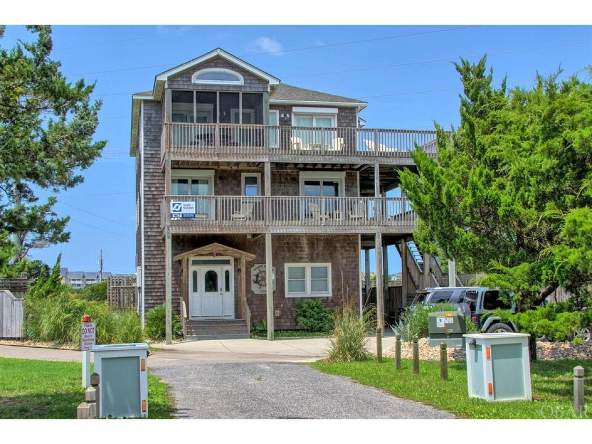 Picture of Home For Sale in Hatteras, North Carolina, United States