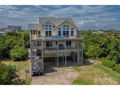 Home For Sale in Waves, North Carolina