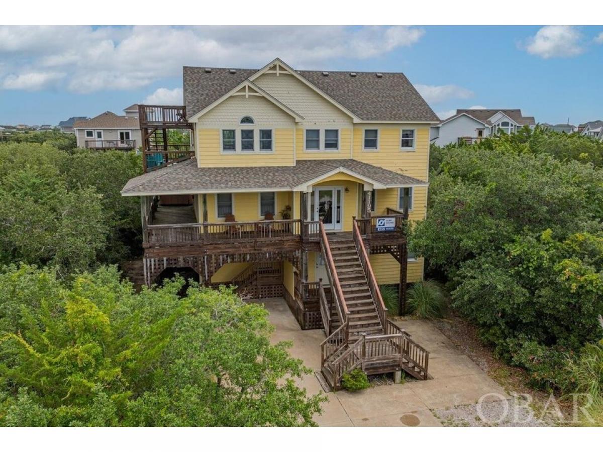 Picture of Home For Sale in Avon, North Carolina, United States