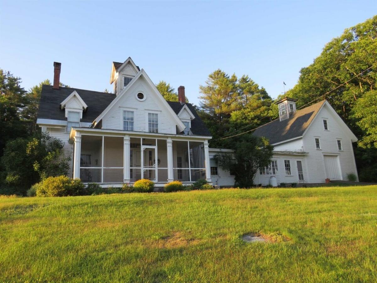 Picture of Home For Sale in Freedom, New Hampshire, United States