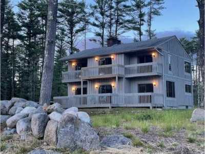 Home For Sale in Moultonborough, New Hampshire