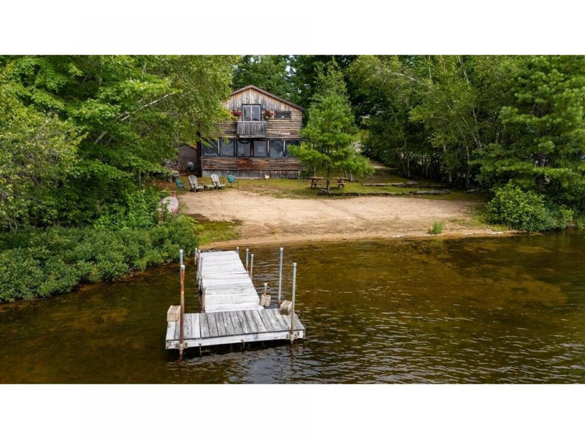 Picture of Home For Sale in Freedom, New Hampshire, United States