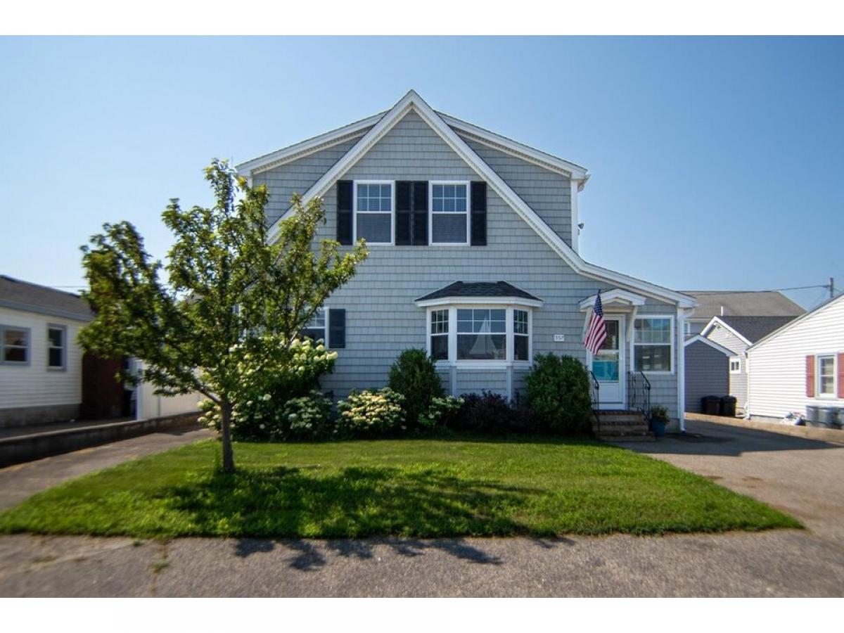 Picture of Home For Sale in Seabrook, New Hampshire, United States