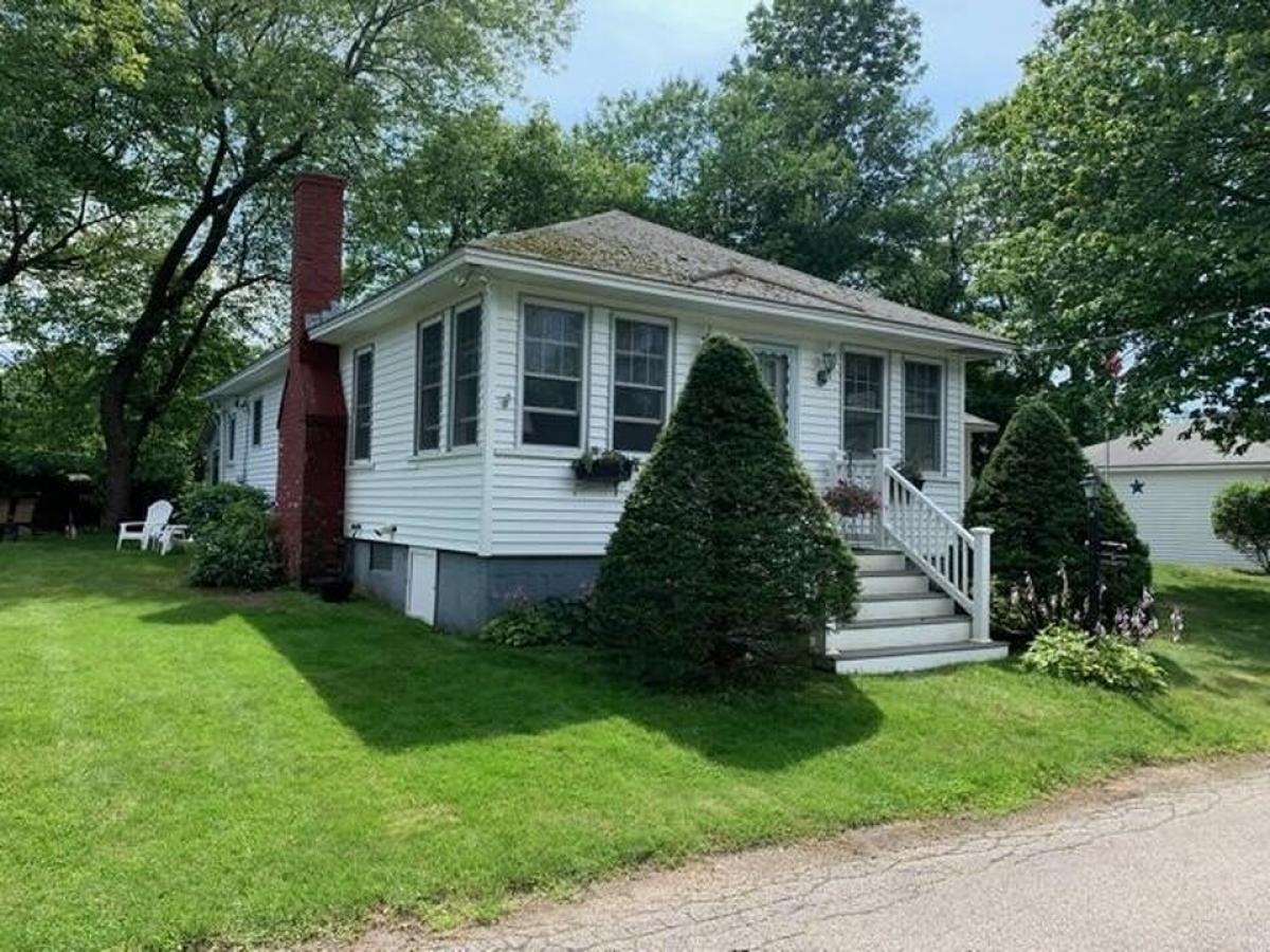 Picture of Home For Sale in Rye, New Hampshire, United States