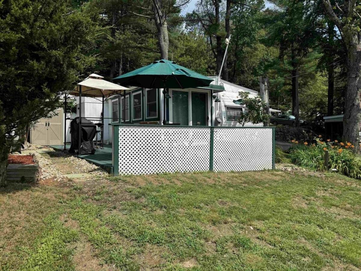 Picture of Home For Sale in Alton, New Hampshire, United States