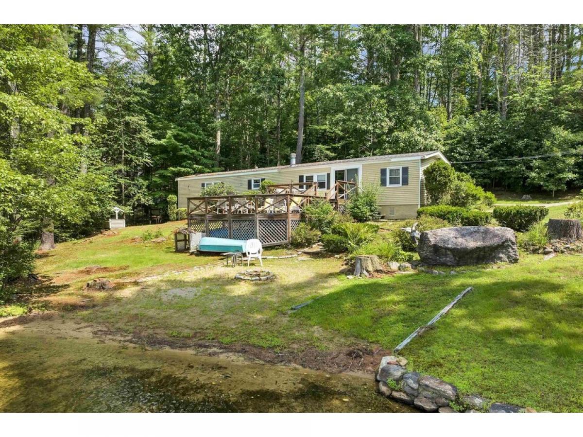 Picture of Home For Sale in Barnstead, New Hampshire, United States