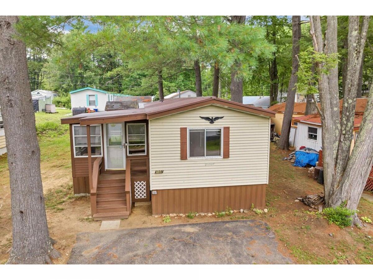 Picture of Home For Sale in Gilford, New Hampshire, United States