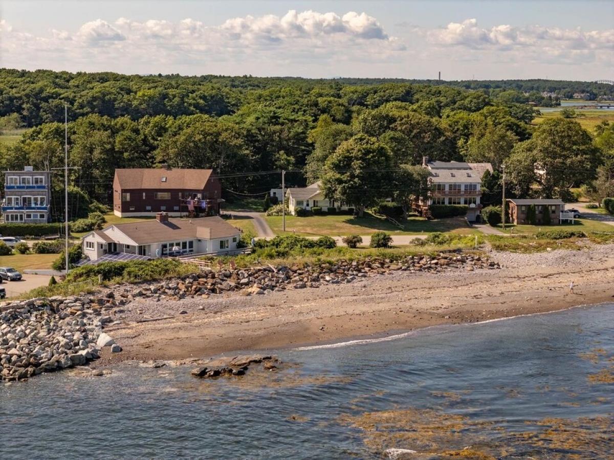 Picture of Home For Sale in Rye, New Hampshire, United States