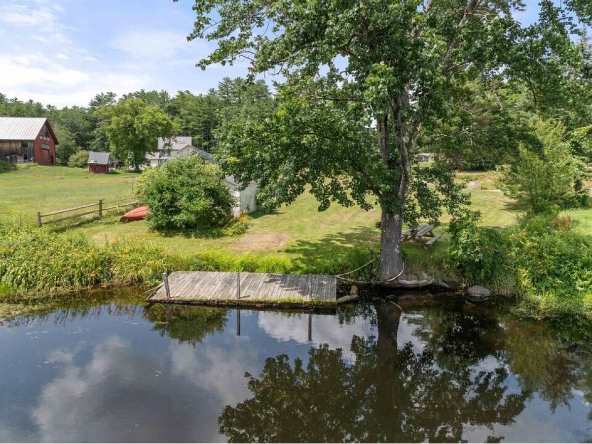 Picture of Residential Land For Sale in Alton, New Hampshire, United States