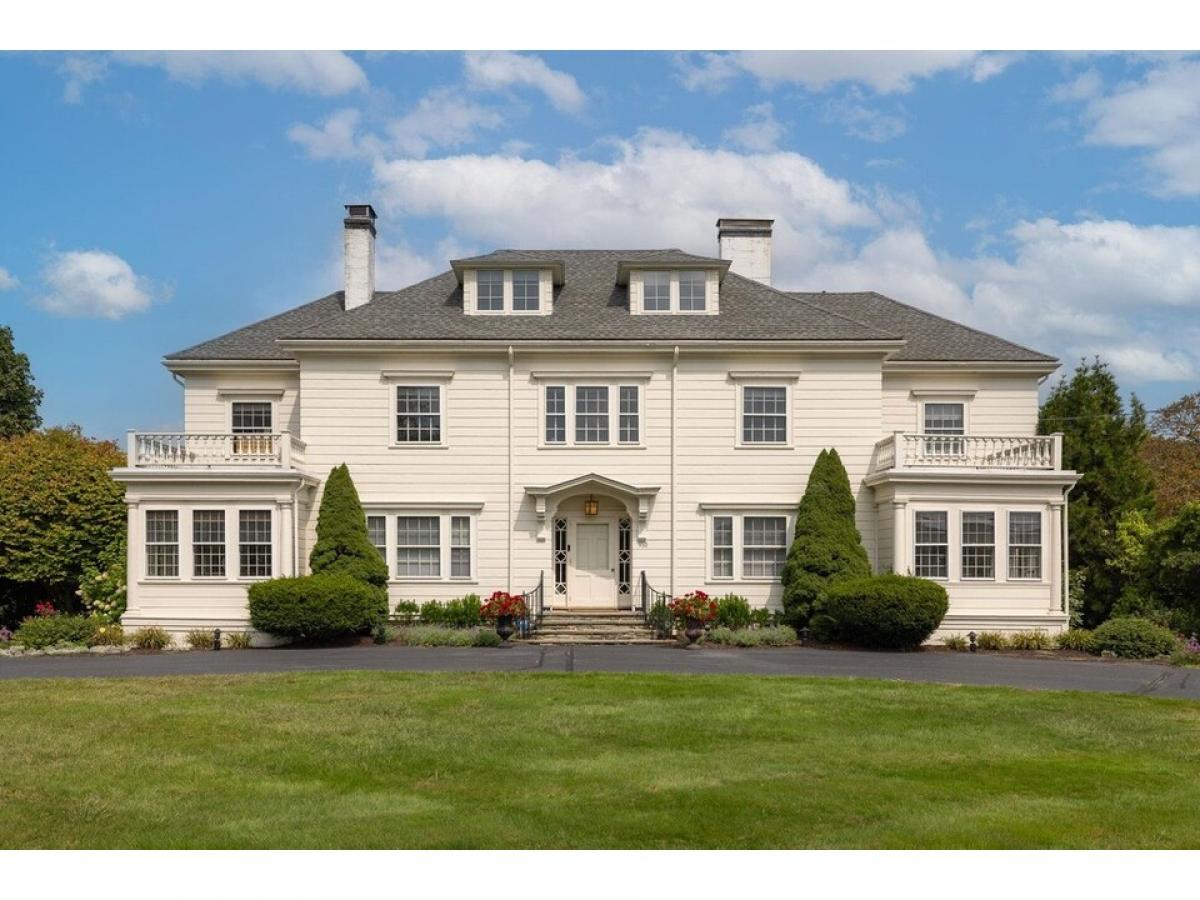 Picture of Home For Sale in Rye, New Hampshire, United States