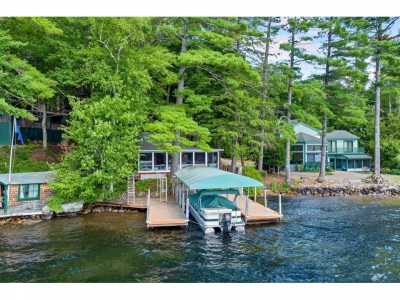 Home For Sale in Alton, New Hampshire