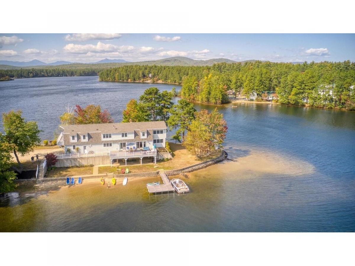 Picture of Home For Sale in Ossipee, New Hampshire, United States