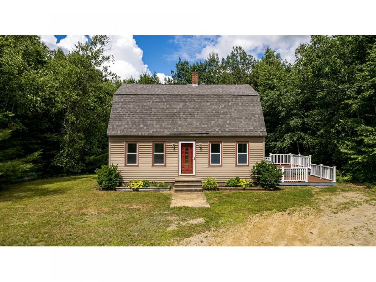 Picture of Home For Sale in Northwood, New Hampshire, United States