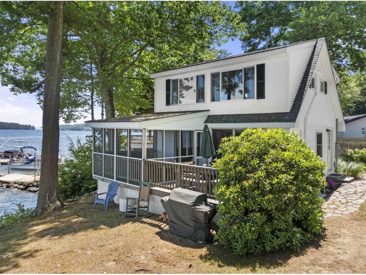 Picture of Home For Sale in Gilford, New Hampshire, United States