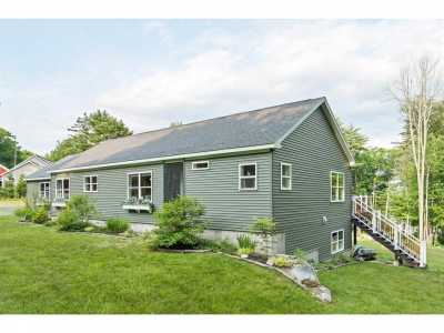 Home For Sale in Wolfeboro, New Hampshire