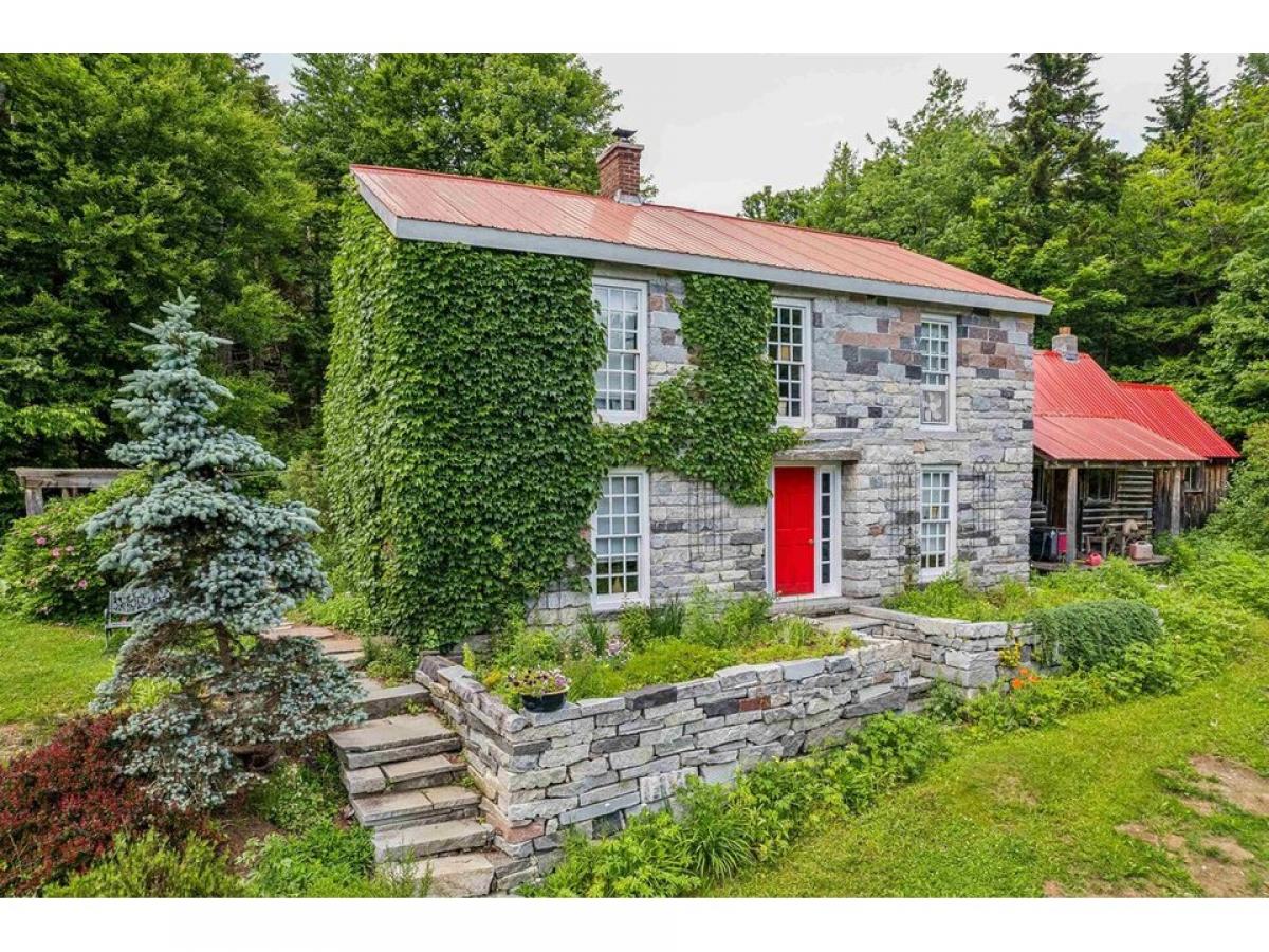 Picture of Home For Sale in Washington, Vermont, United States