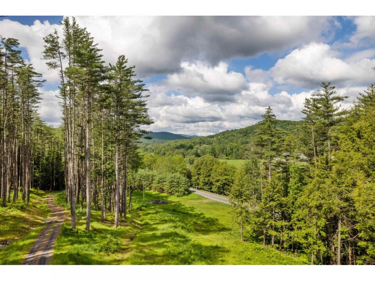 Picture of Residential Land For Sale in Woodstock, Vermont, United States