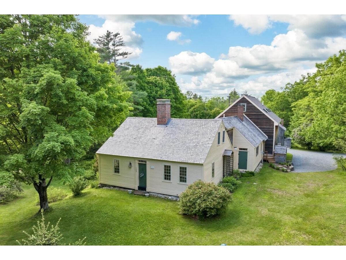 Picture of Home For Sale in Hill, New Hampshire, United States