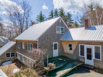 Home For Sale in Tamworth, New Hampshire