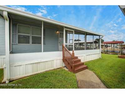 Home For Sale in Welaka, Florida