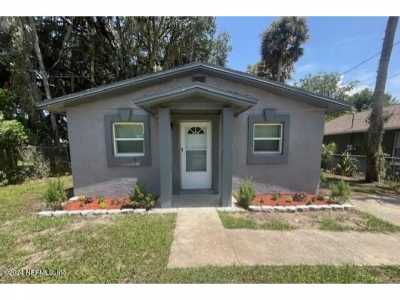 Home For Rent in Palatka, Florida