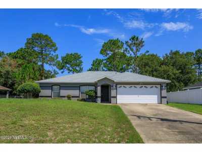 Home For Sale in Deltona, Florida