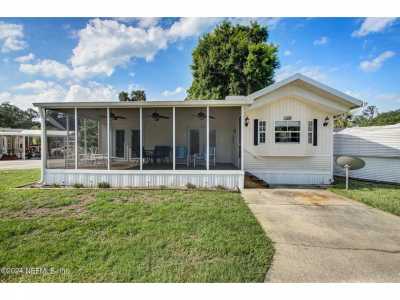 Home For Sale in Welaka, Florida