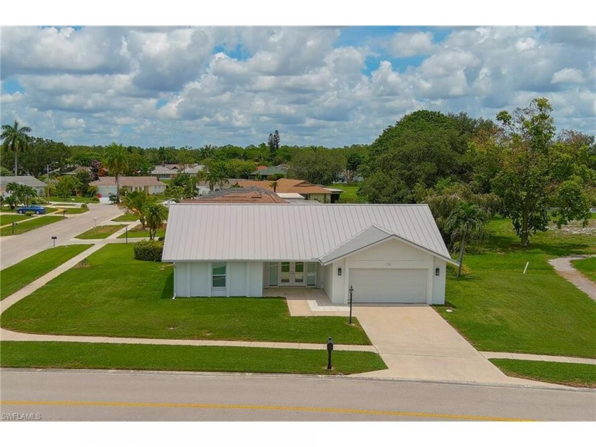 Picture of Home For Sale in Naples, Florida, United States