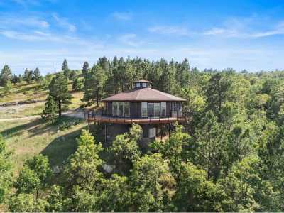 Home For Sale in Spearfish, South Dakota