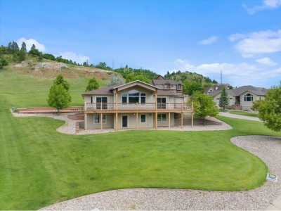 Home For Sale in Spearfish, South Dakota