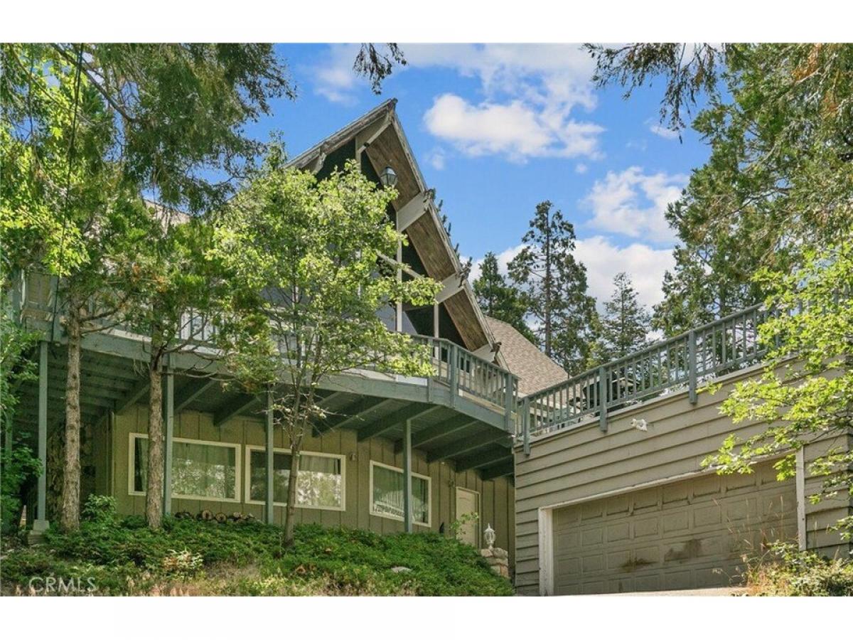 Picture of Home For Sale in Lake Arrowhead, California, United States