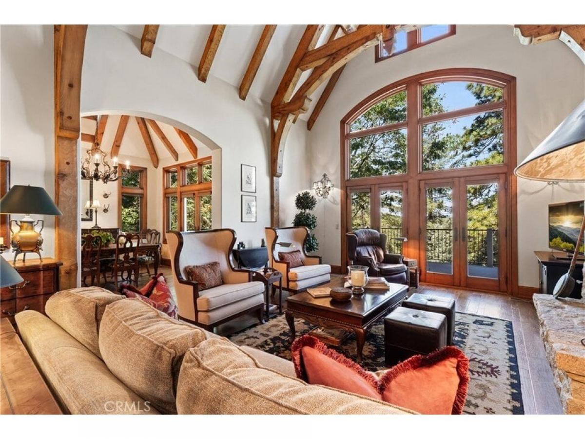 Picture of Home For Sale in Lake Arrowhead, California, United States