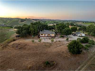 Home For Sale in Templeton, California