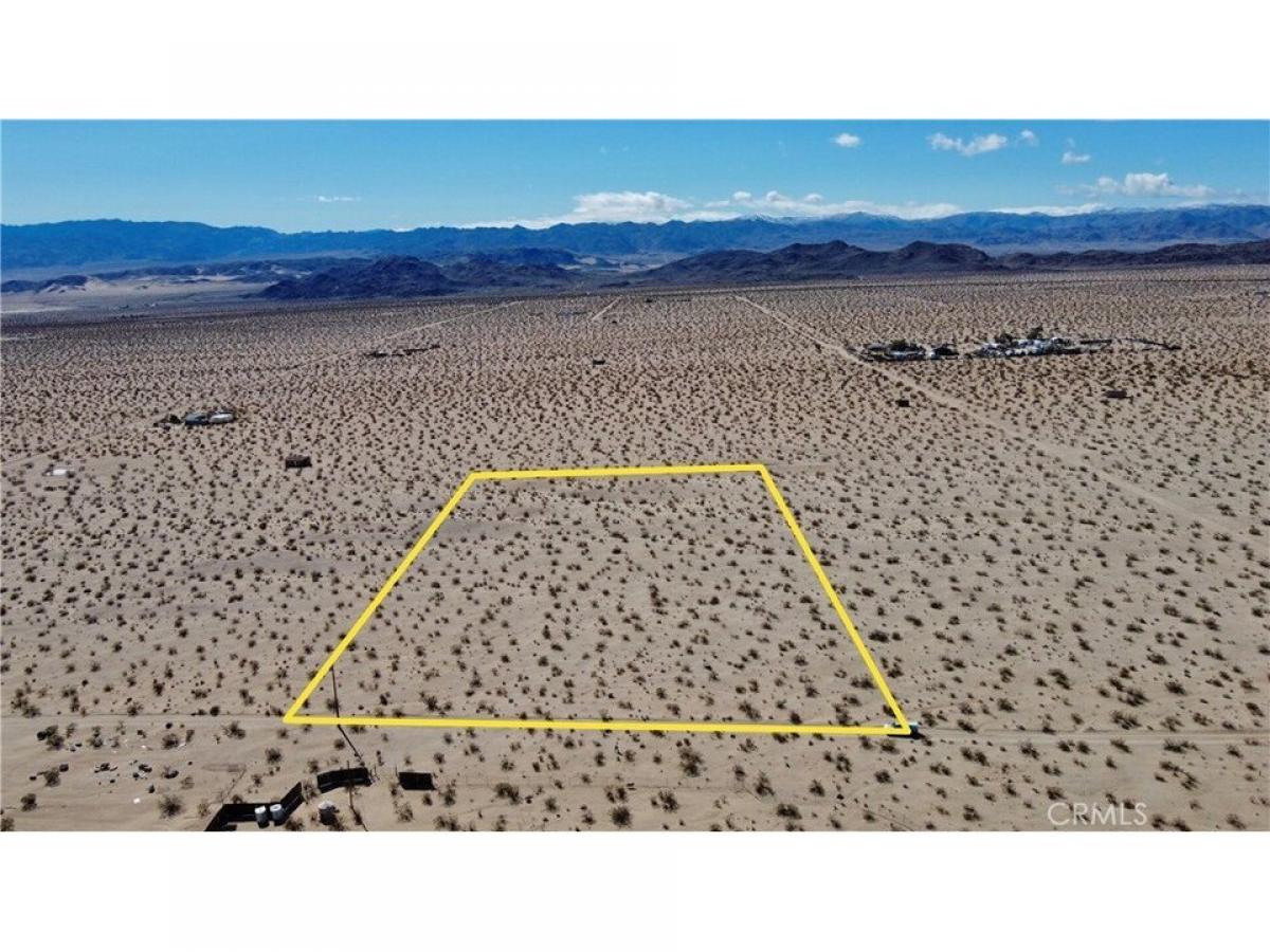 Picture of Residential Land For Sale in Joshua Tree, California, United States