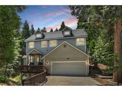 Home For Sale in Lake Arrowhead, California