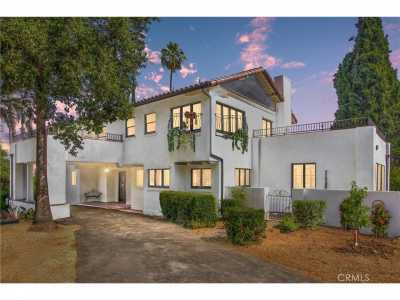 Home For Sale in Redlands, California