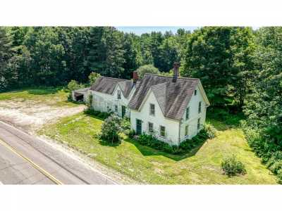 Home For Sale in West Gardiner, Maine