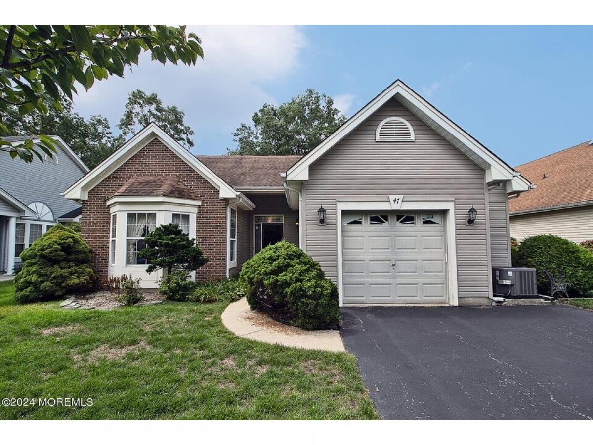 Picture of Home For Sale in Bayville, New Jersey, United States