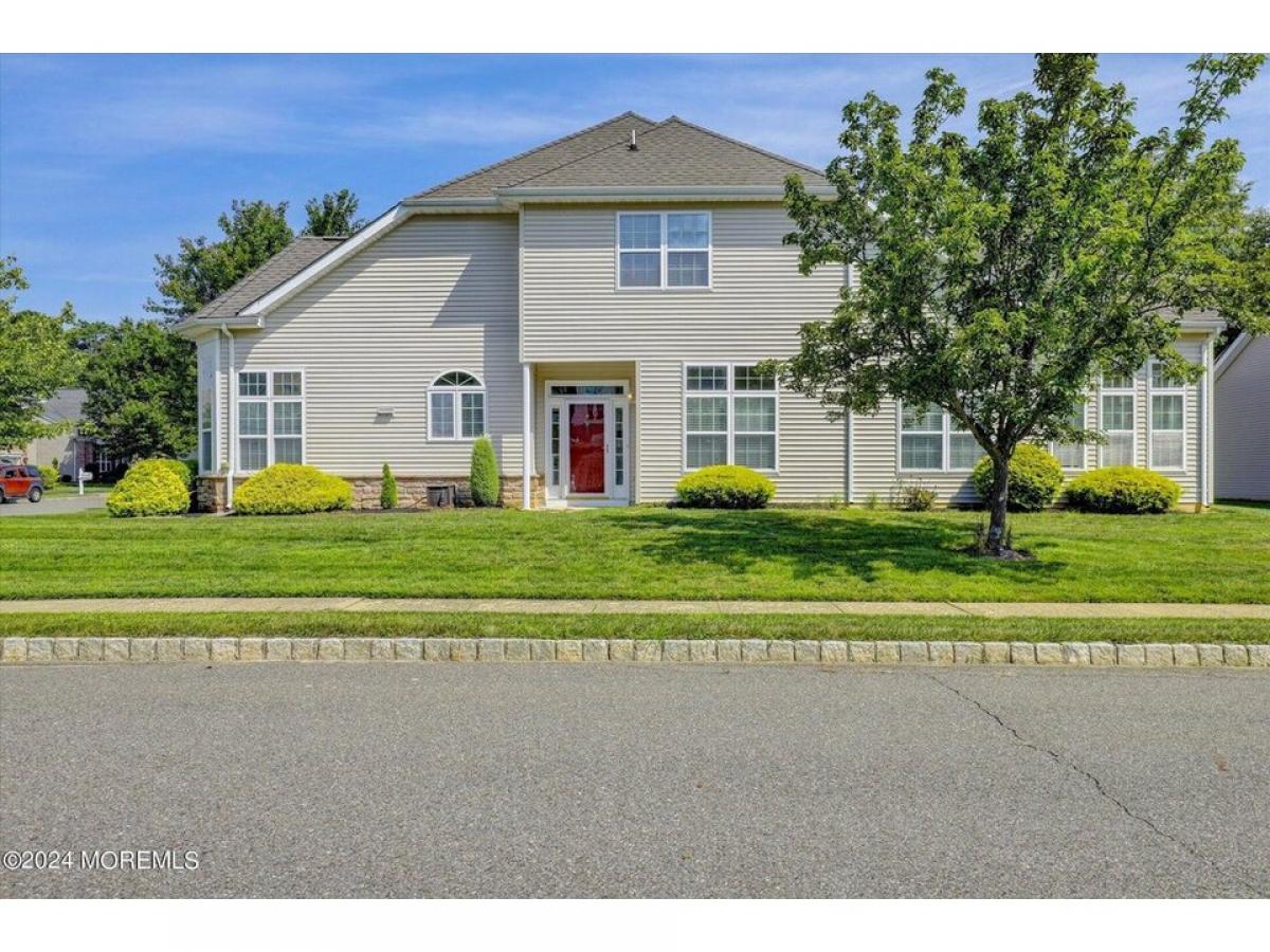 Picture of Home For Sale in Barnegat, New Jersey, United States