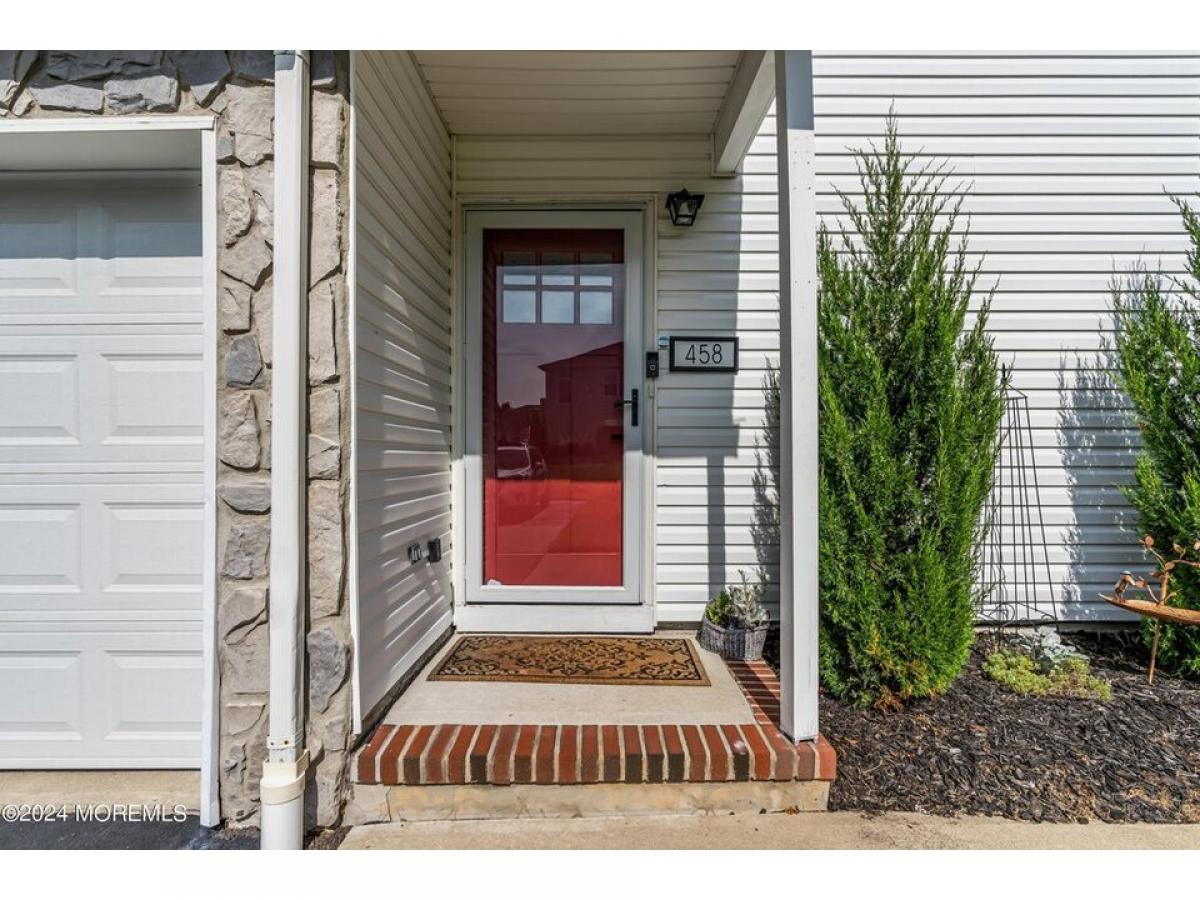 Picture of Home For Sale in Belmar, New Jersey, United States