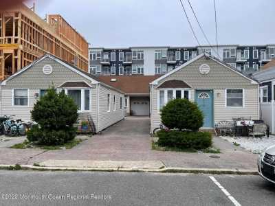 Home For Sale in Seaside Heights, New Jersey