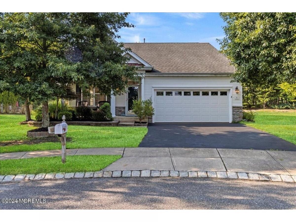 Picture of Home For Sale in Barnegat, New Jersey, United States