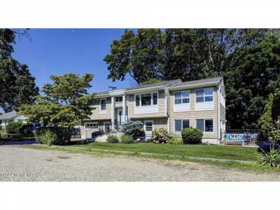 Home For Sale in Point Pleasant, New Jersey