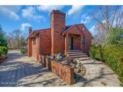 Home For Sale in Toms River, New Jersey